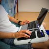Stůl na notebook s chladicí podložkou