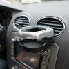 Držák na pohár do ventilační mřížky auta