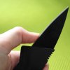 Nůž ve tvaru kreditní karty s čepelí z nerez oceli