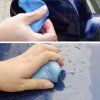 Magická čistící plastelína na auto