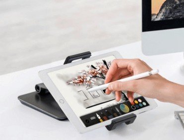Stojan na tablet – na stůl