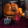Halloweenská dýňová dekorace - oranžové třpytky - s pavučinou - 15 cm