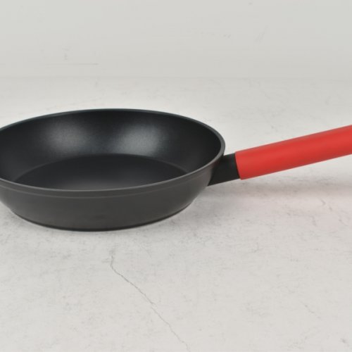 Perfect Straight Line nepřilnavá hliníková pánev 20 cm indukční