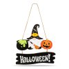 Halloweenská dřevěná dekorace – skřítek – závěsná – 24 x 15 cm