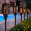LED solární lampa – zapichovací – efekt plamene – 12 žlutých LED – plast – černá – 10 x 58 cm