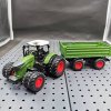 Realistický traktor s přívěsem 42 cm