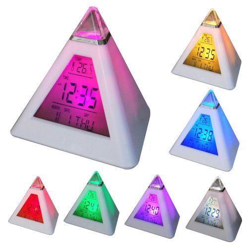 Budík, digitální, stolní hodiny (měnící se barvy, ve tvaru pyramidy)