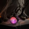 Halloweenská světelná dekorace – hrad – závěsná – LED – 8,5 x 13,5 cm