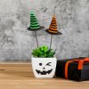 Sada halloweenských dekorací – čarodějnický klobouk – zapichovací – 20 x 7 cm – 3 ks / balení