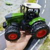 Osmikolový hračkářský traktor