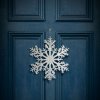 Vánoční dekorace – sněhová vločka – třpytivá stříbrná – závěsná – 31 cm