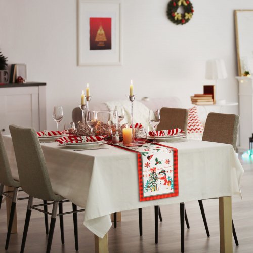 Vánoční dekorace – stolní běhoun – skřítek – 183 x 33 cm
