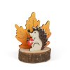 Stolní dekorace – s MDF javorovým listem a zvířátkem – 9 x 7 x 11,5 cm – 4 varianty