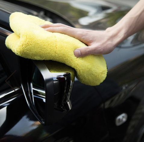 Oboustranná utěrka na auto