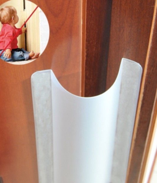 Ochranný kryt na panty dveří - velikost S 120 x 10 cm
