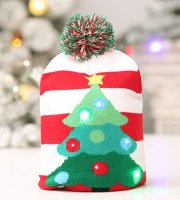 Svítící vánoční čepice Vánoční stromek