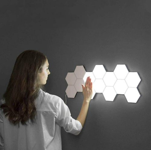 Kreativní lepící LED lampa