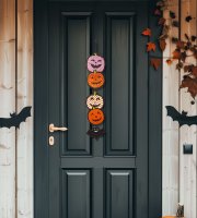 Halloweenská dekorace – dýně – závěsná – dřevěná – 62 x 13 cm