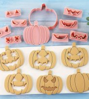 10dílná sada vykrajovátek na sušenky ve tvaru halloweenské dýně