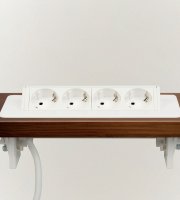 Skrytá zásuvka – 4násobná – Výklopné provedení – bílá