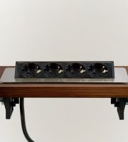 Skrytá zásuvka – 4násobná – Výklopné provedení – broušený povrch