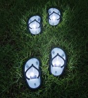 Zapuštěná solární lampa – žabky – studená bílá – 12,7 x 8,5 cm