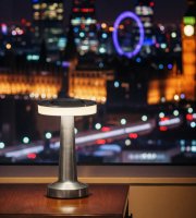 Stolní lampa – stříbrná barva – nastavitelná barevná teplota, jas – akumulátorová – USB