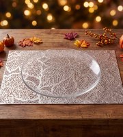 Prostírání – vzor listů – PVC – 45 × 30 cm – stříbrné